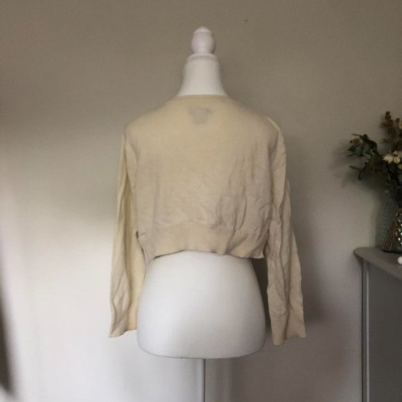 Alfred Sung cream cardigan - Picture 2 of 4